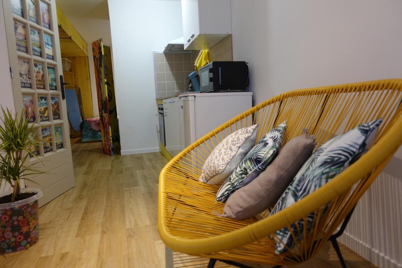 07 Sur . La à Pied, L'espagne à 30 Mn Appartement